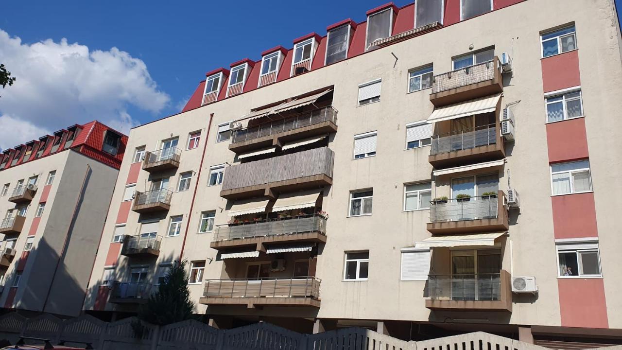 Apartament Tokyo 布加勒斯特 外观 照片